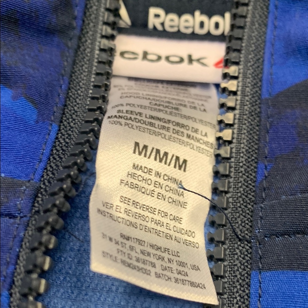NWT Reebok Men’s Blue Patterned Jacket - Picture 4 of 4